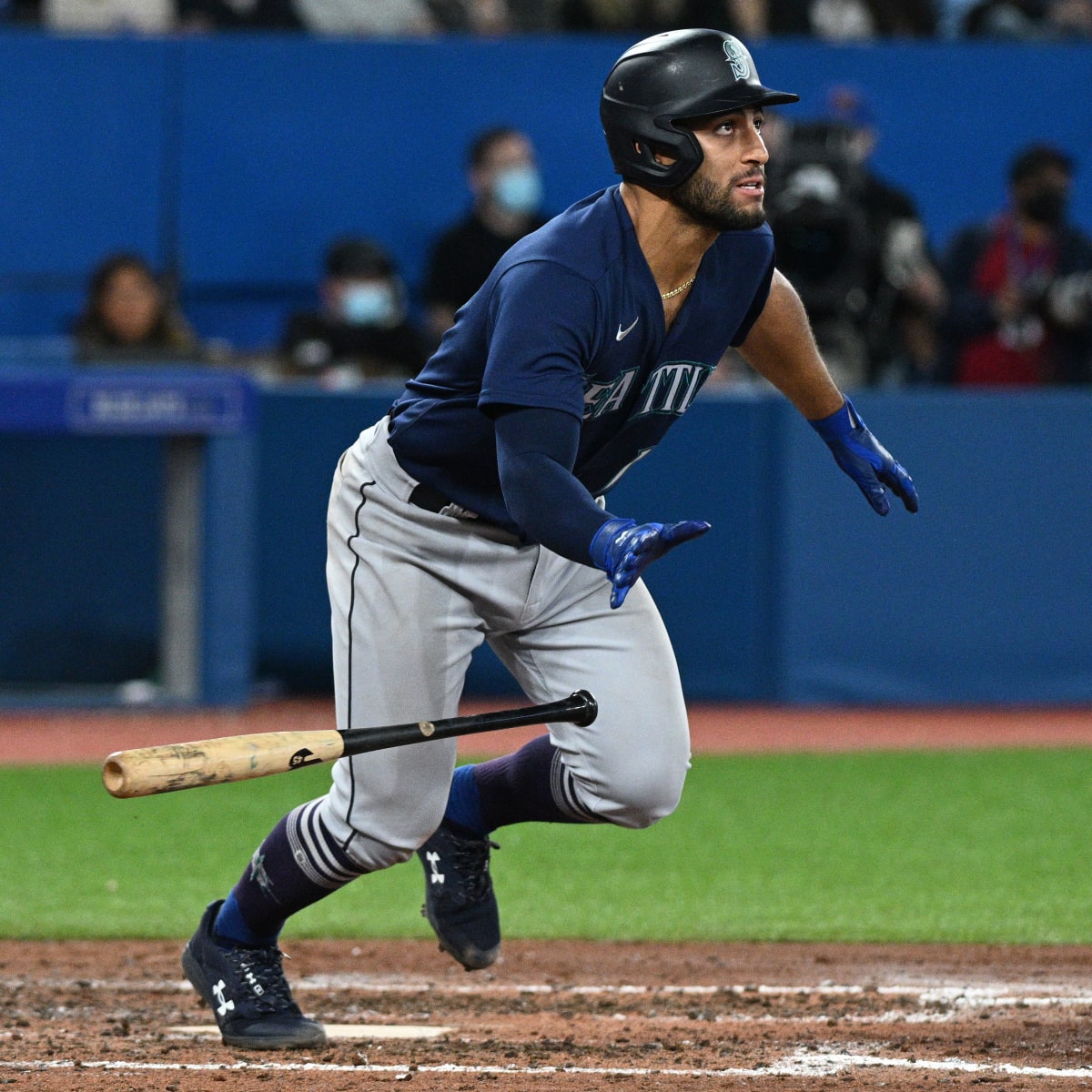 Abraham Toro walks it off for Mariners against Athletics