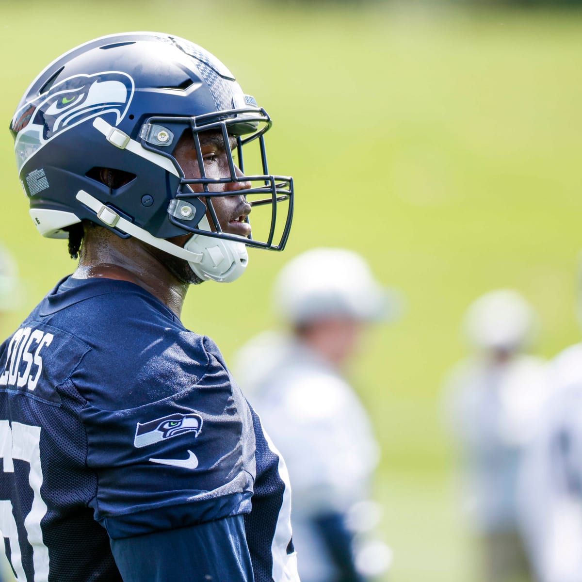 Pre-Snap Reads 4/29: Seahawks draft Charles Cross from Mississippi