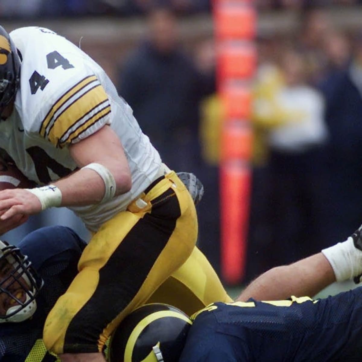 Dallas Clark Iowa Honorary Captain Week 1 - Sports Illustrated Iowa  Hawkeyes News, Analysis and More