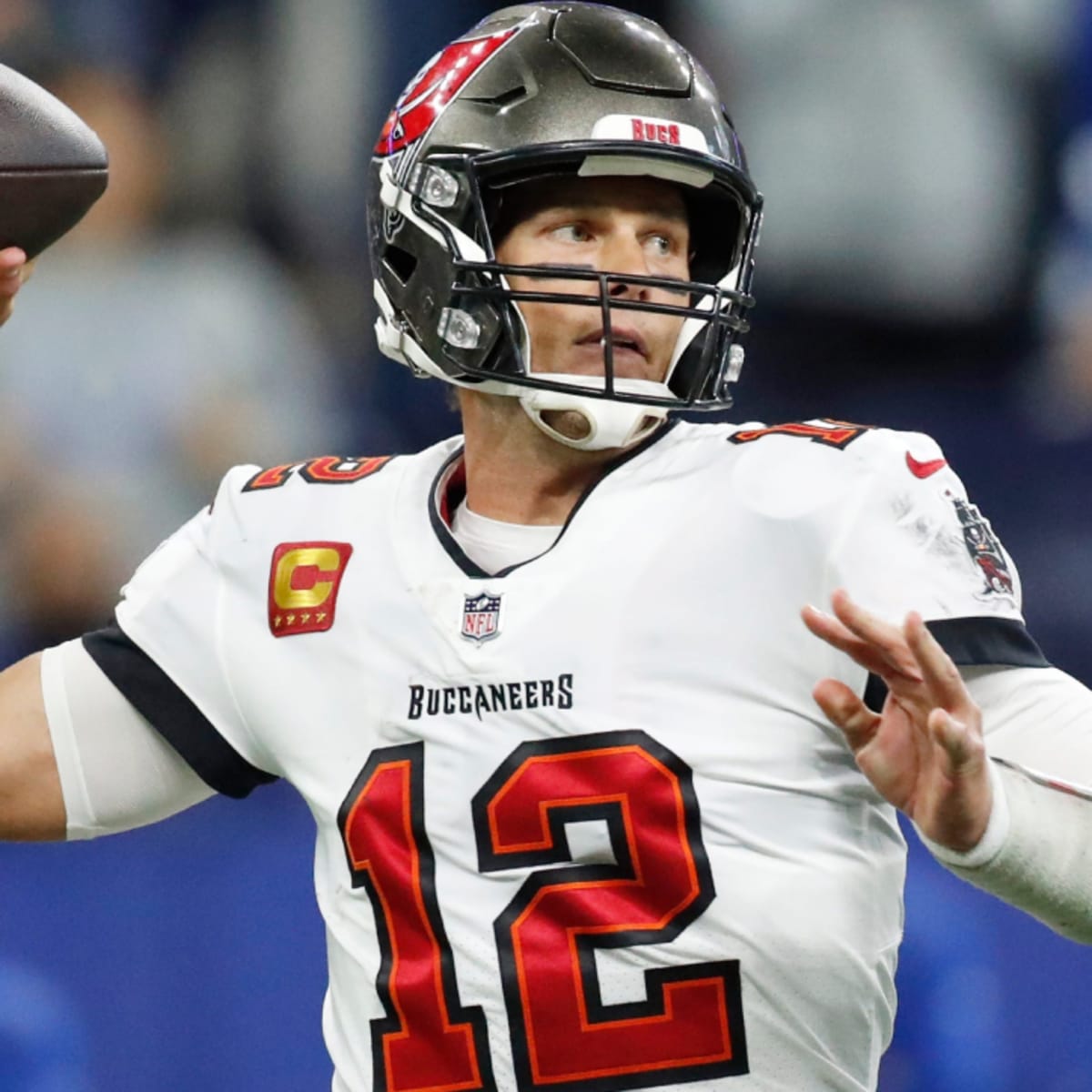 Tampa Bay Buccaneers prop bets 2022: Predictions for Tom Brady, Leonard  Fournette, and Mike Evans