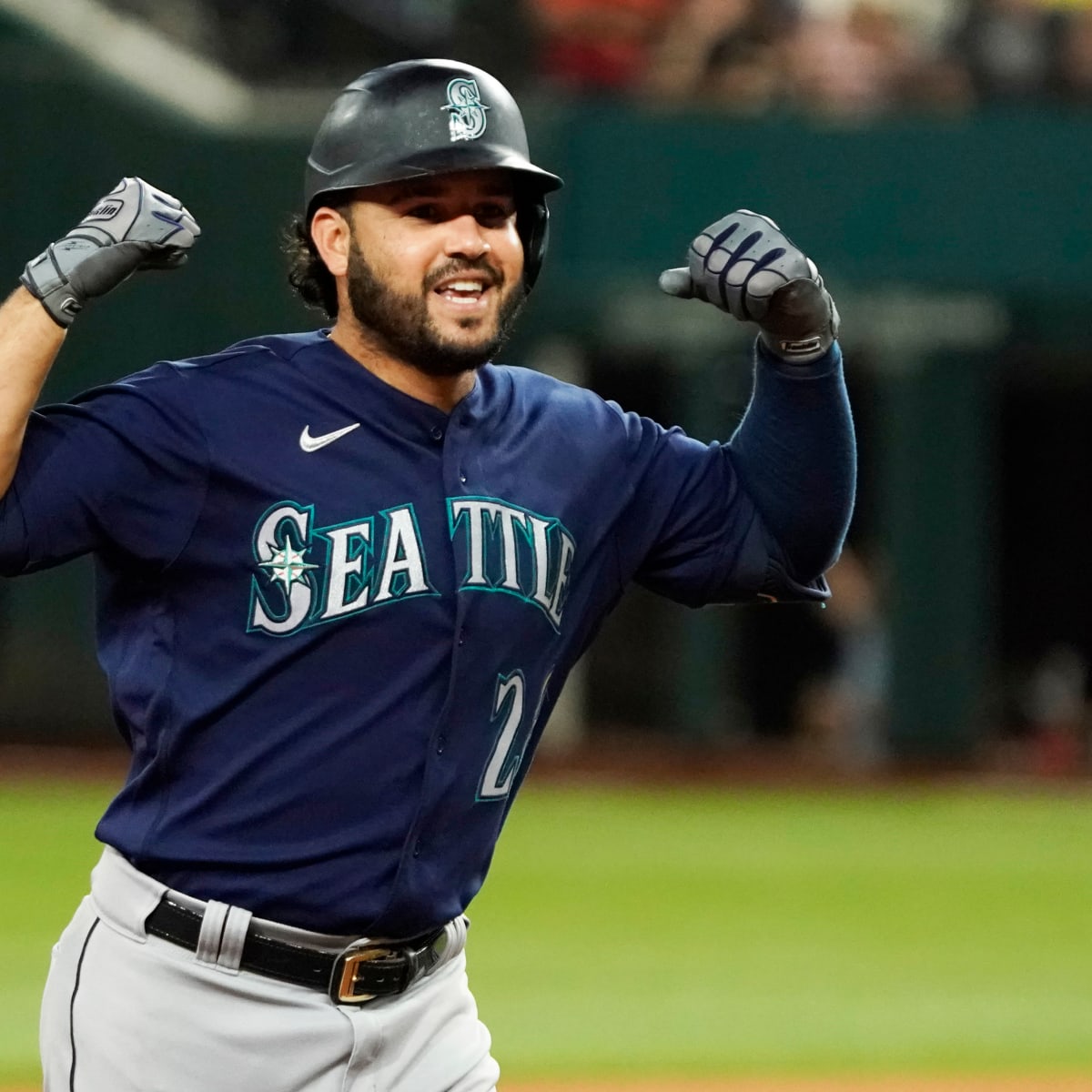 Mariners' Ty France Should Win the AL Gold Glove at First Base