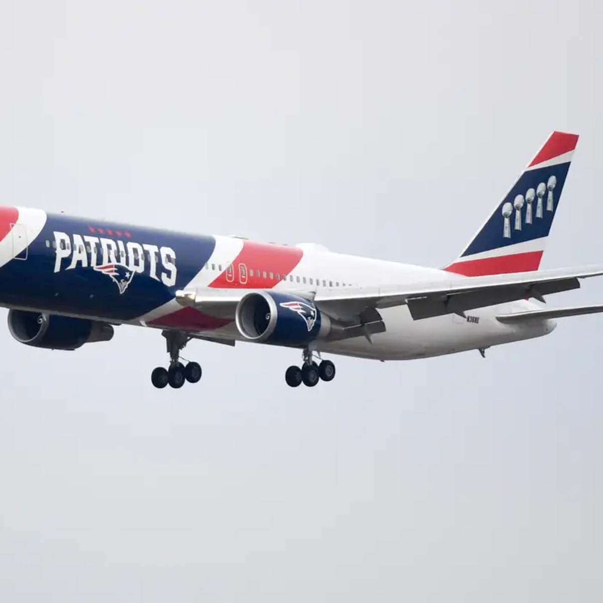 Patriots plane brings South Dakota troops back home