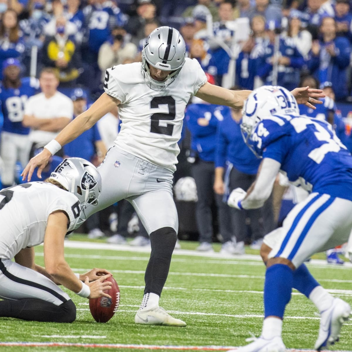 JACKSONVILLE, FL - NOVEMBER 06: Las Vegas Raiders place kicker Daniel  Carlson (2) kicks during the g