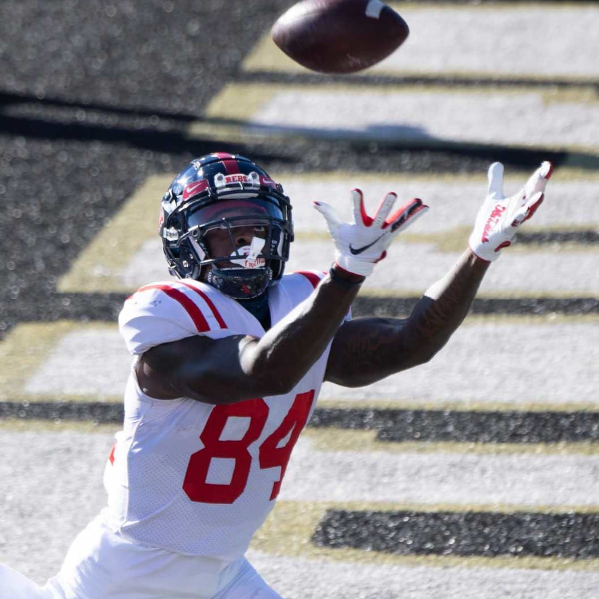 Scouting the 2021 NFL Draft: Kenny Yeboah, TE, Ole Miss