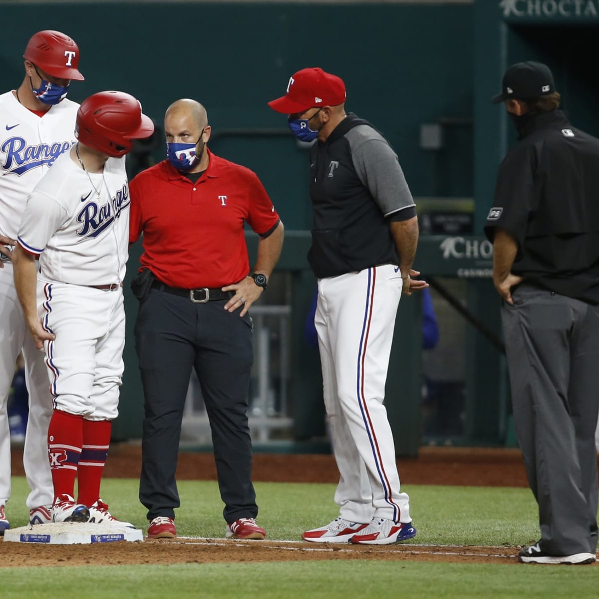 Texas Rangers at Toronto Blue Jays Opening Day Notes: Starting Lineups,  Injury Report - Sports Illustrated Texas Rangers News, Analysis and More