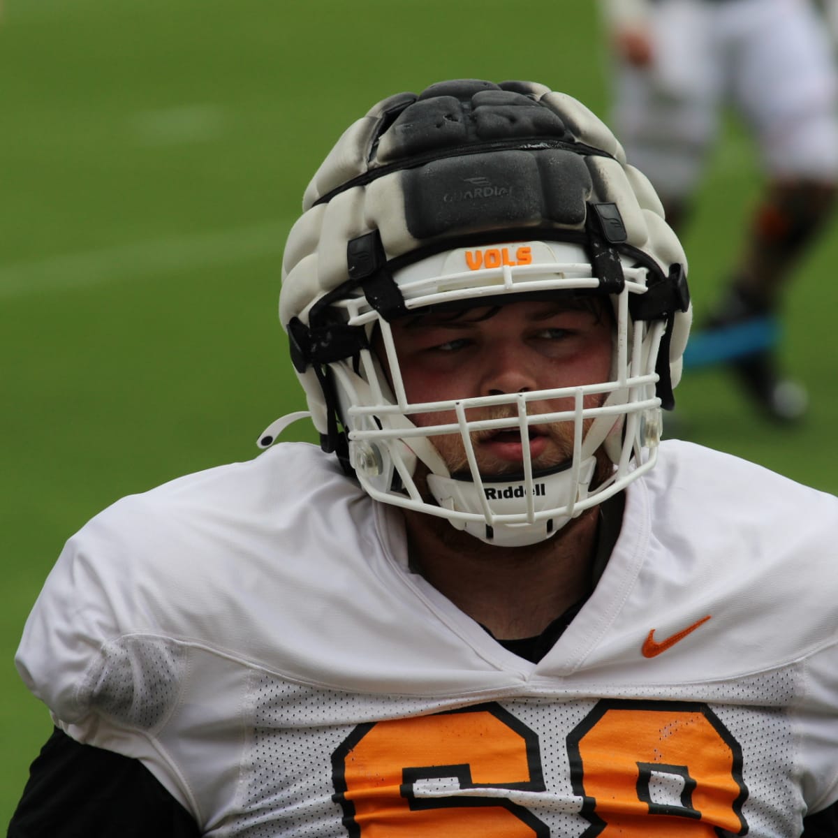 Vols offensive lineman Cade Mays declares for the NFL draft, WJHL