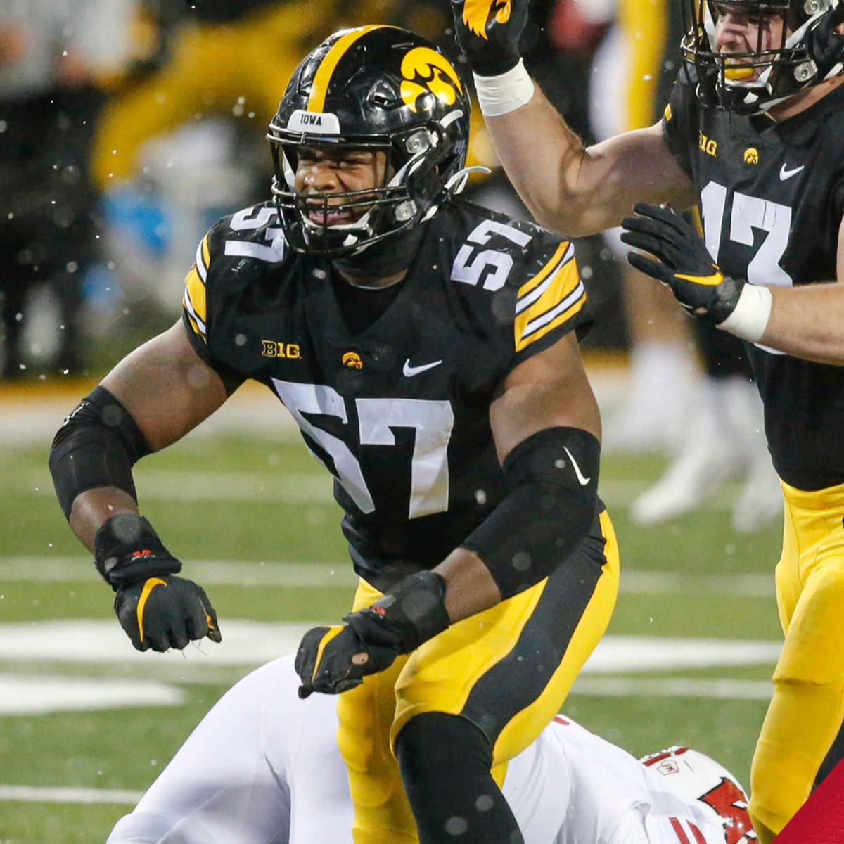 Chauncey Golston Defensive End - EDGE Iowa