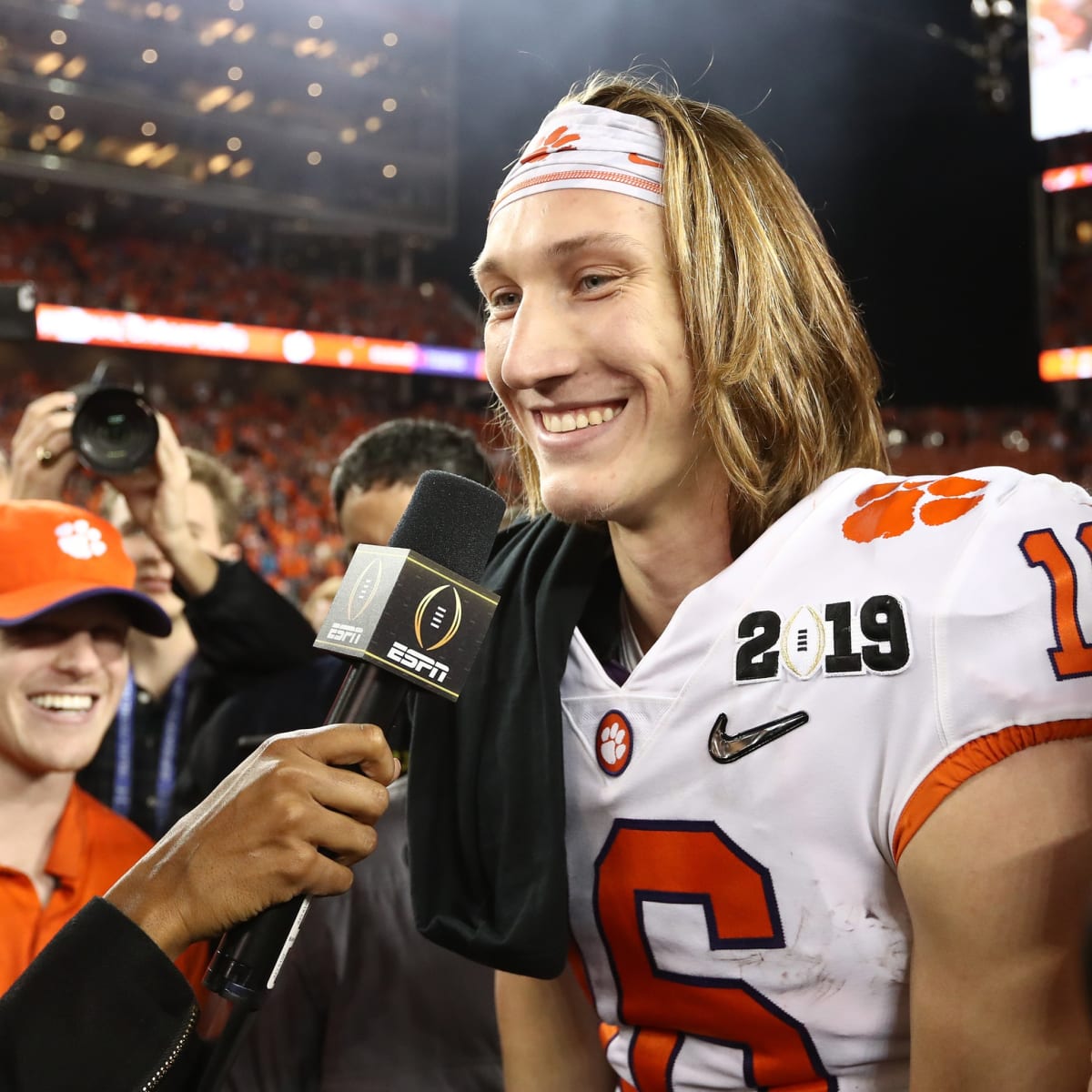 NFL on X: With the No. 1 overall pick in the 2021 @NFLDraft, the @Jaguars  select QB Trevor Lawrence. 