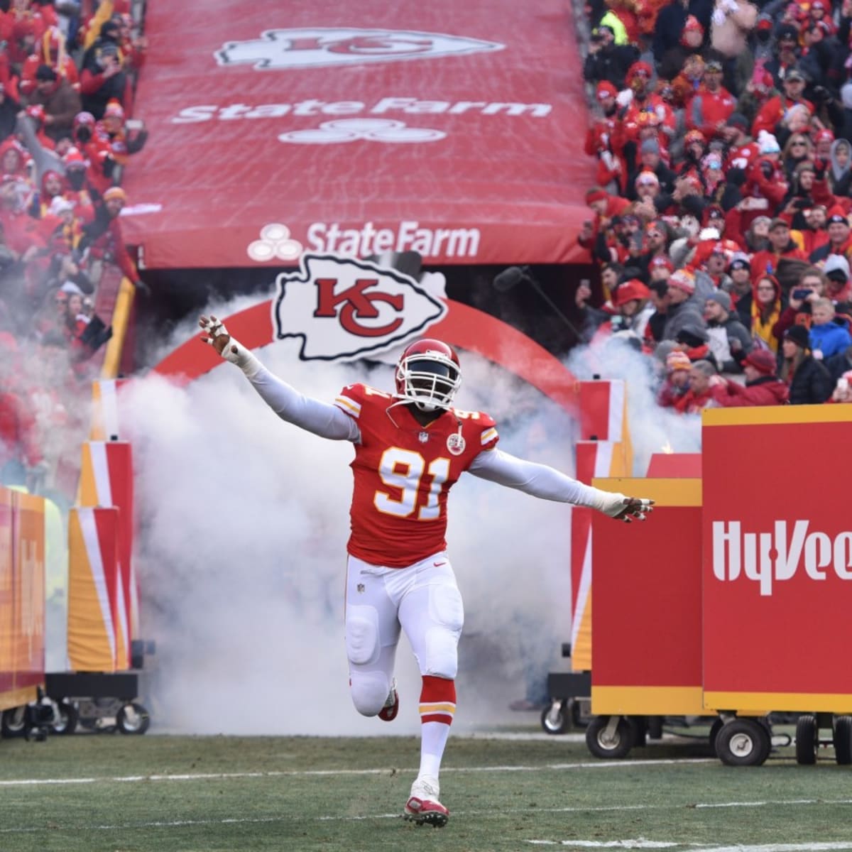 Tamba Hali signs one-day contract to retire with the Chiefs