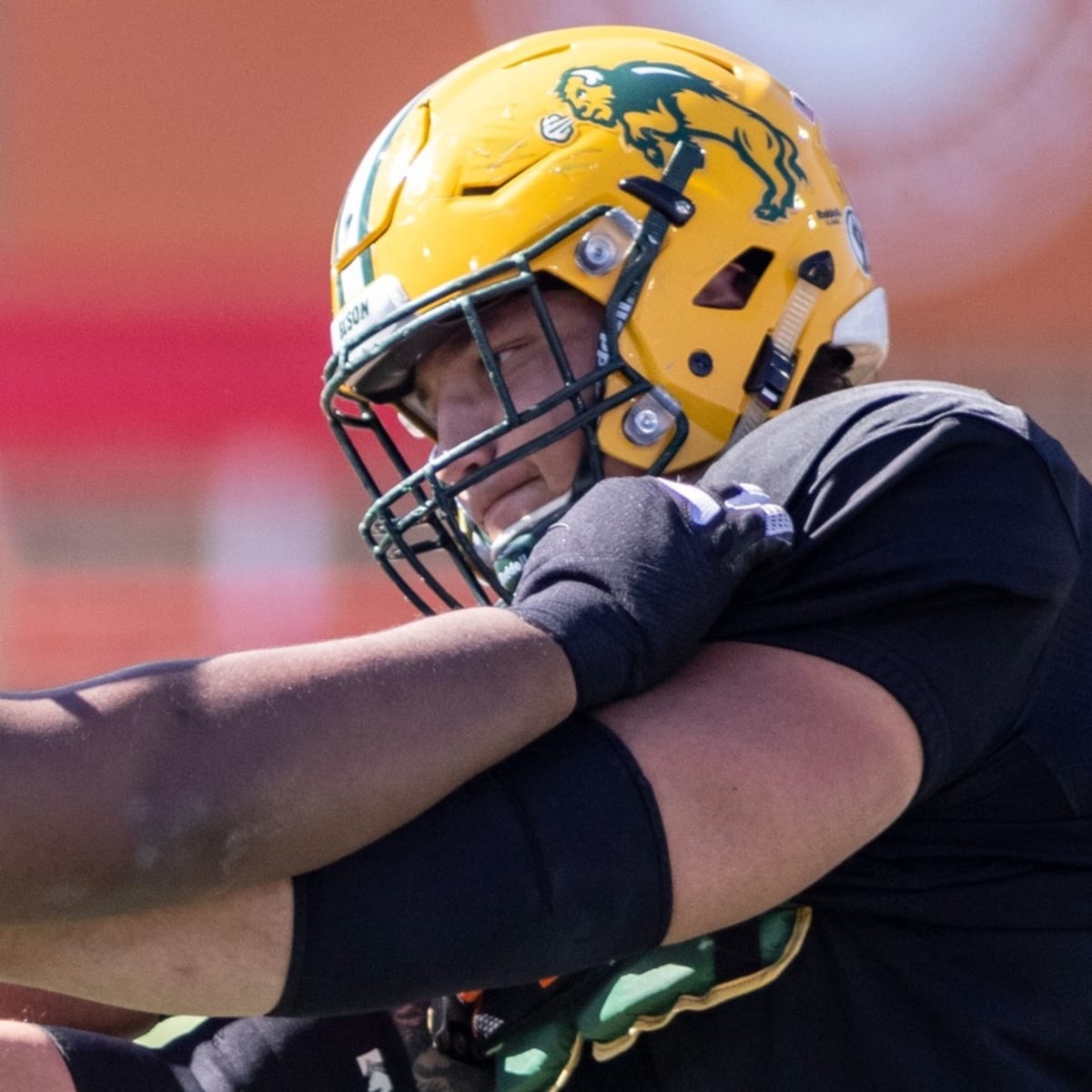 Tennessee Titans: Dillon Radunz's former NDSU HC calls him 'a savant'