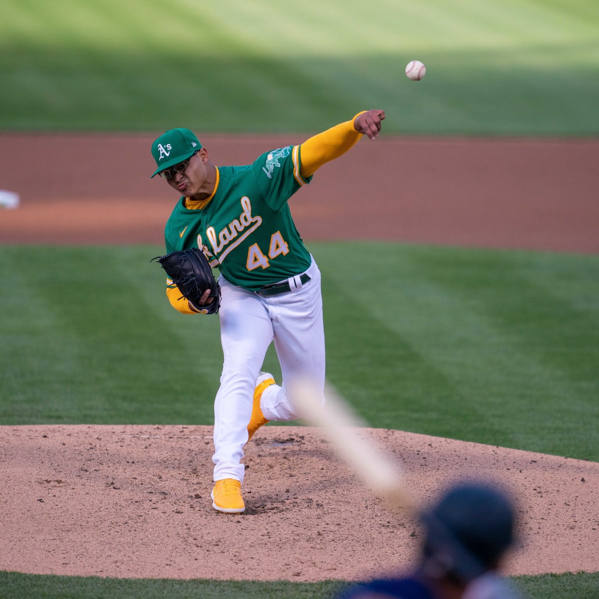 Oakland Athletics pitcher breaks finger playing video game