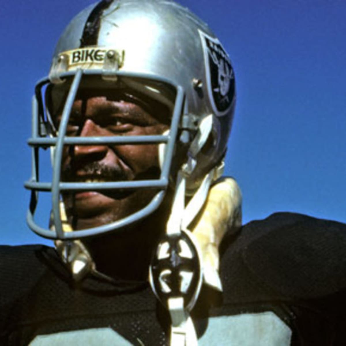 Las Vegas Raiders on X: The great Gene Upshaw wore No. 63 in the