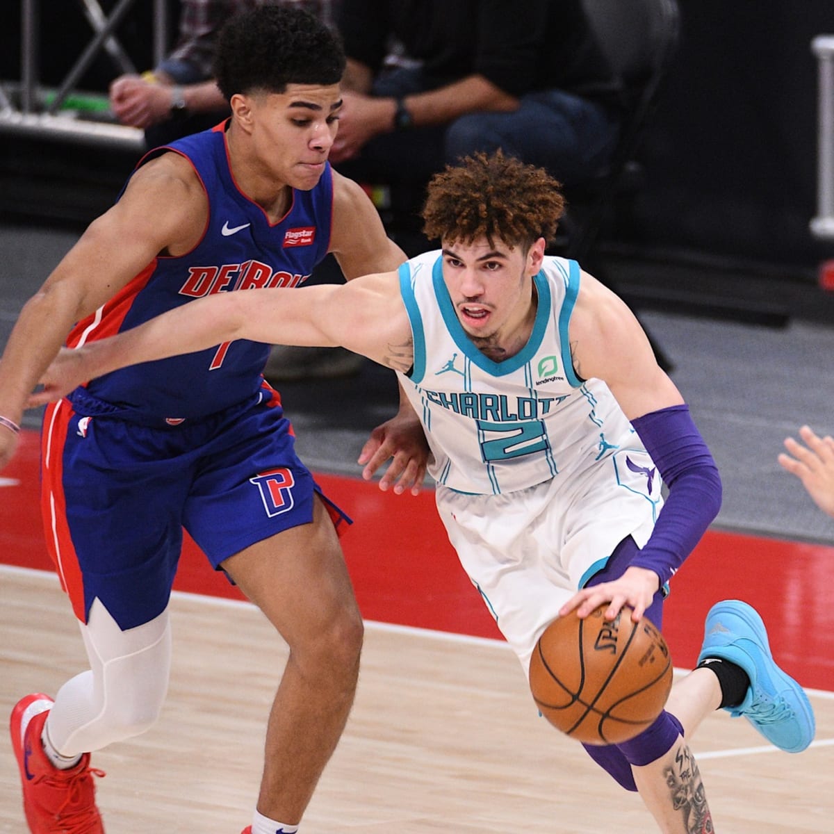 Les Hornets gagnent à nouveau, mais perdent LaMelo Ball contre Detroit