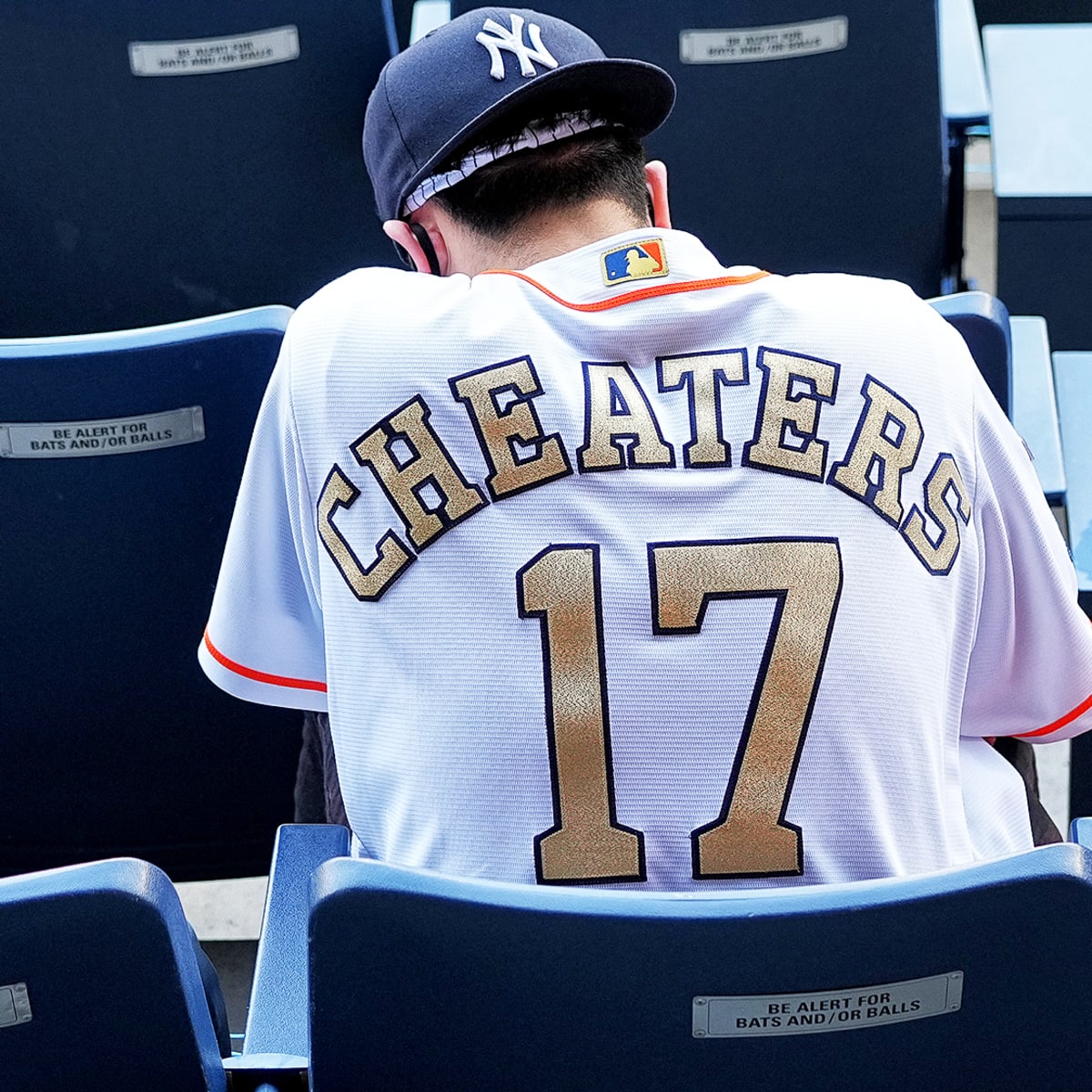 Red Sox Fan Buries Jersey in Yankees Stadium 