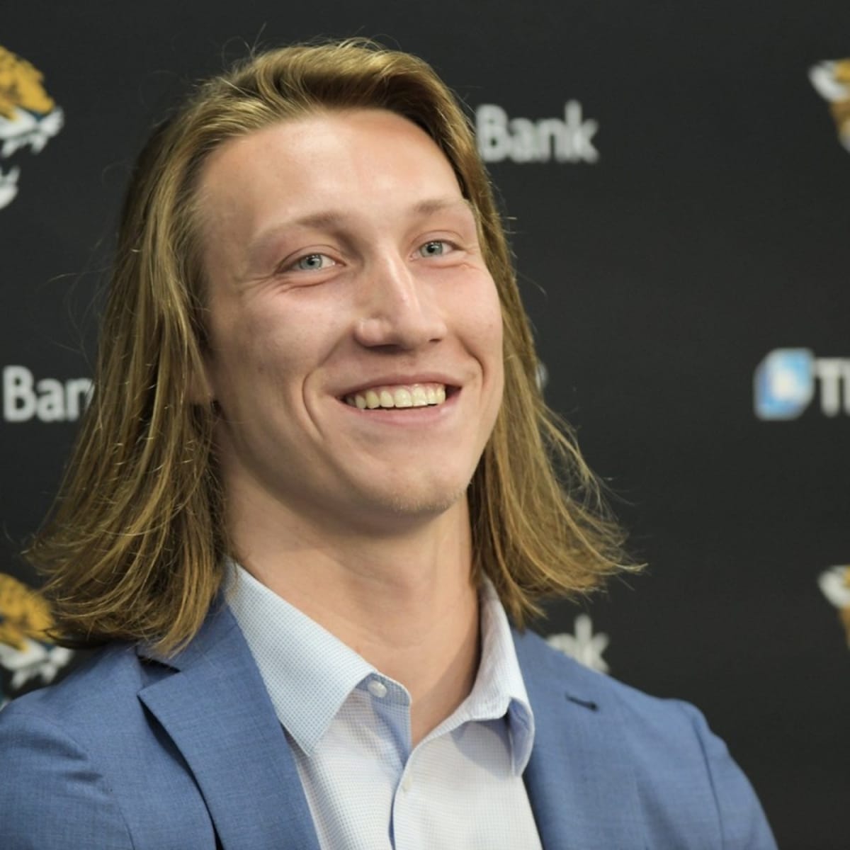 Jaguars Select Trevor Lawrence w/ #1 Overall Pick