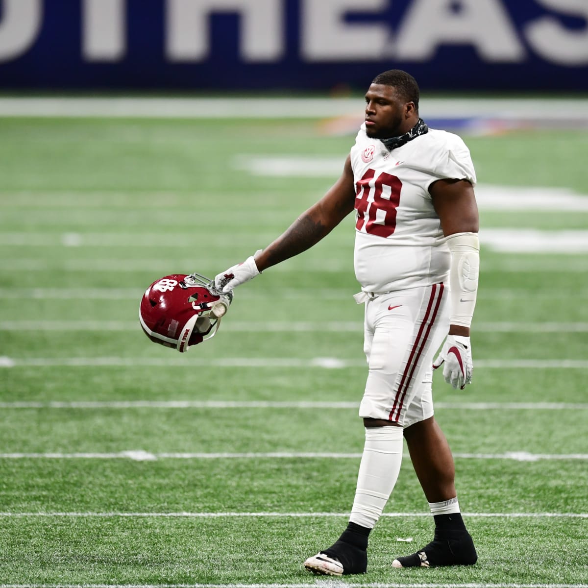 2022 NFL Draft Profile: Alabama Crimson Tide Defensive Lineman Phidarian  Mathis - Sports Illustrated Alabama Crimson Tide News, Analysis and More