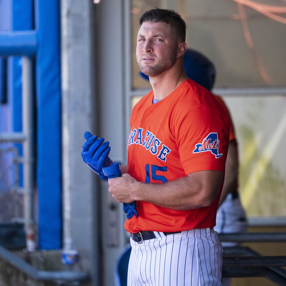 Report Jacksonville Jaguars Expected To Sign Former Florida Gators Qb Tim Tebow As A Te Sports Illustrated Jacksonville Jaguars News Analysis And More