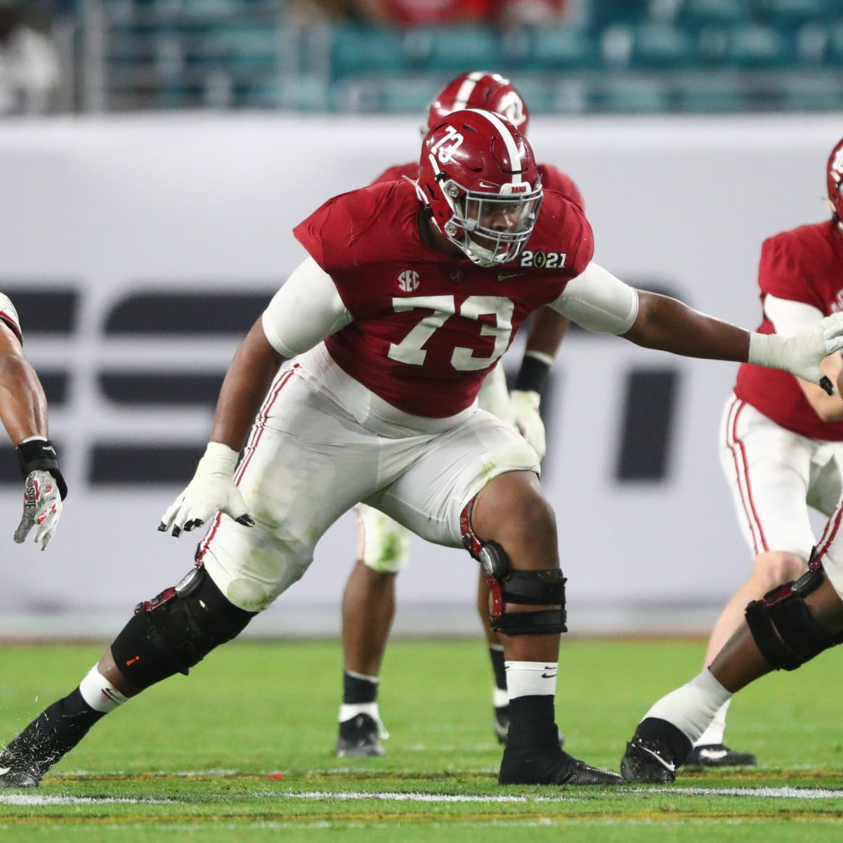 NFL Draft Profile: Evan Neal, Offensive Tackle, Alabama Crimson Tide -  Visit NFL Draft on Sports Illustrated, the latest news coverage, with  rankings for NFL Draft prospects, College Football, Dynasty and Devy