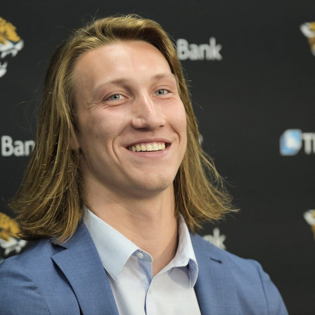 2021 NFL Preview: Trevor Lawrence is a shining light for Jaguars, but is  Urban Meyer?