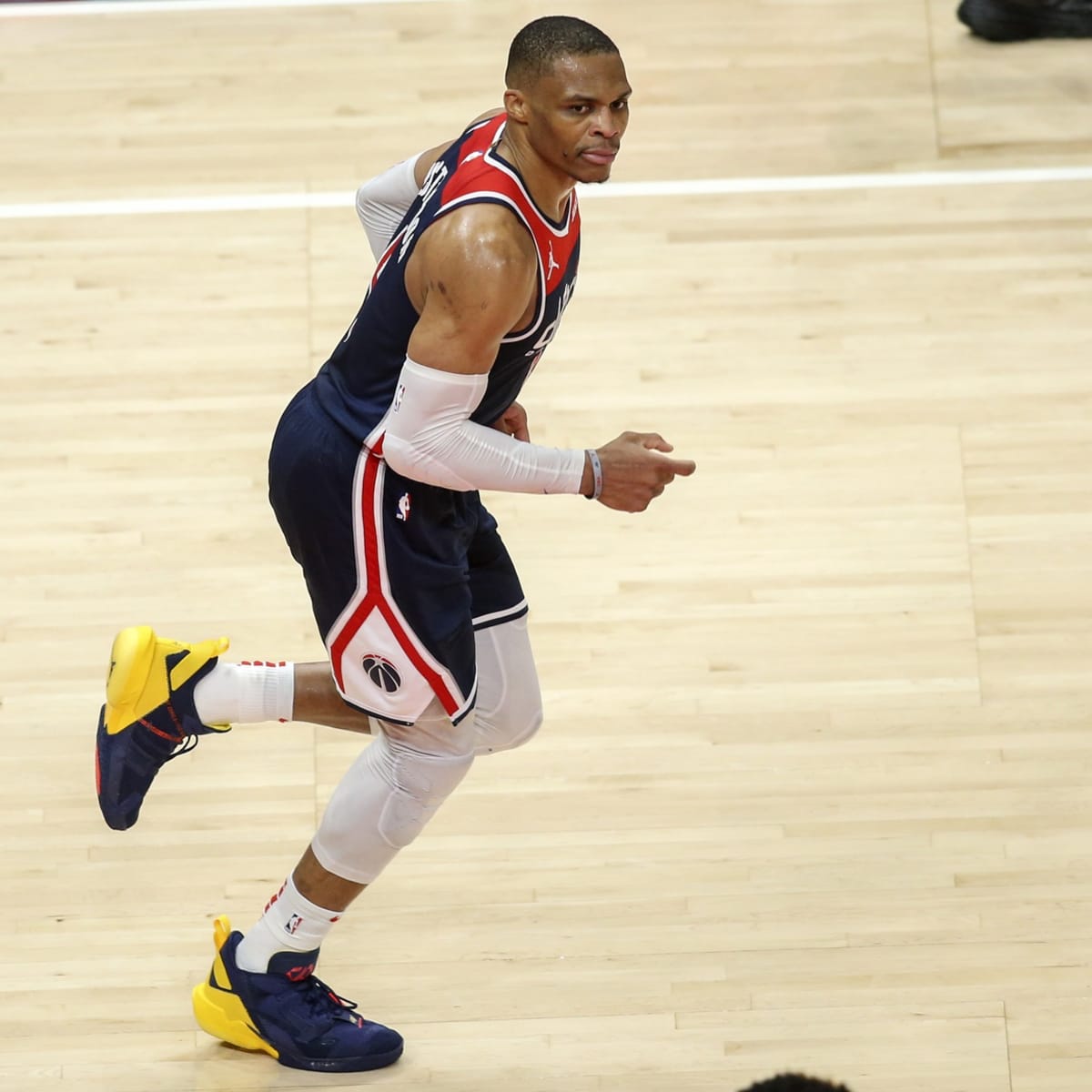 Amazing Photo Captured Of Bradley Beal And Russell Westbrook During Pacers Wizards Game Sports Illustrated Indiana Pacers News Analysis And More