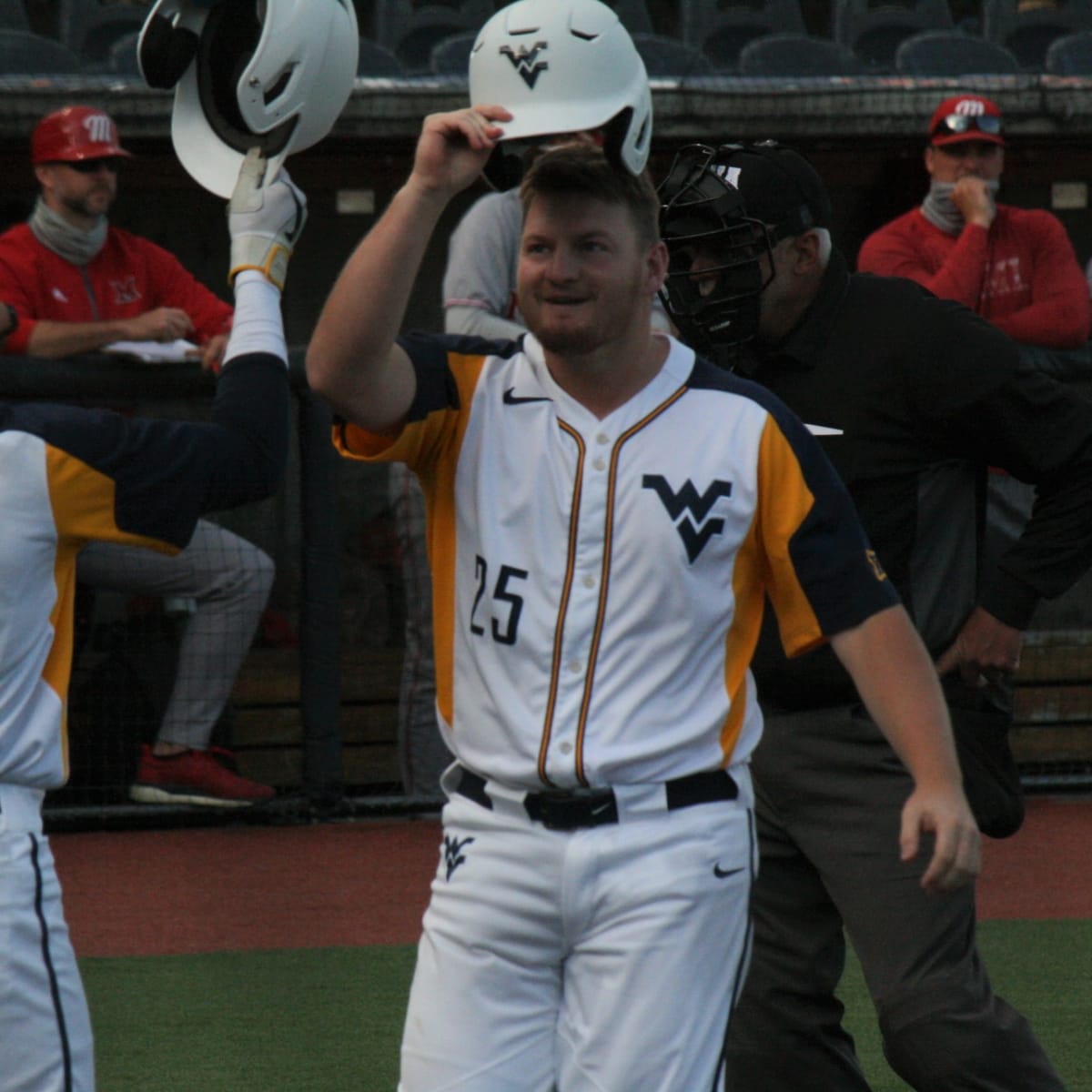 Baseball Finishes Weekend with 5-2 Win Over Rockets - Miami University  RedHawks