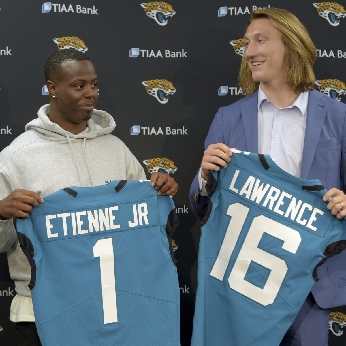 Pair of Former Tigers Trevor Lawrence, Travis Etienne Look to Lead Jacksonville  Jaguars to NFL Playoffs - Sports Illustrated Clemson Tigers News, Analysis  and More