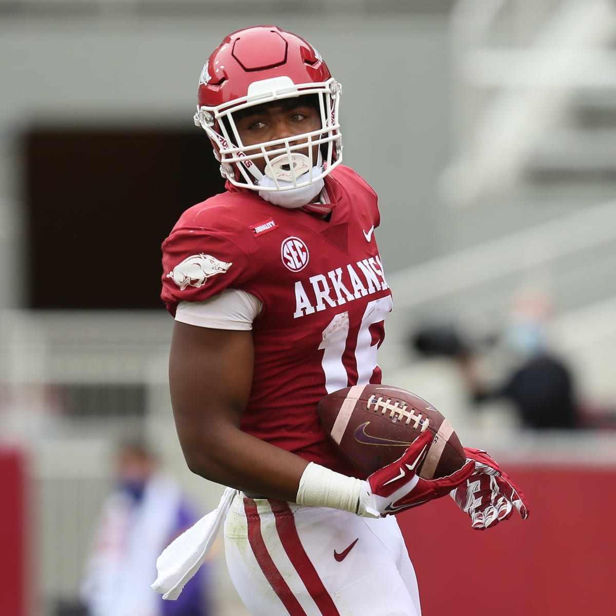 Fantasy Football: 2022 Rookie Mock Draft - Wide Receivers go FAST - Visit NFL  Draft on Sports Illustrated, the latest news coverage, with rankings for NFL  Draft prospects, College Football, Dynasty and