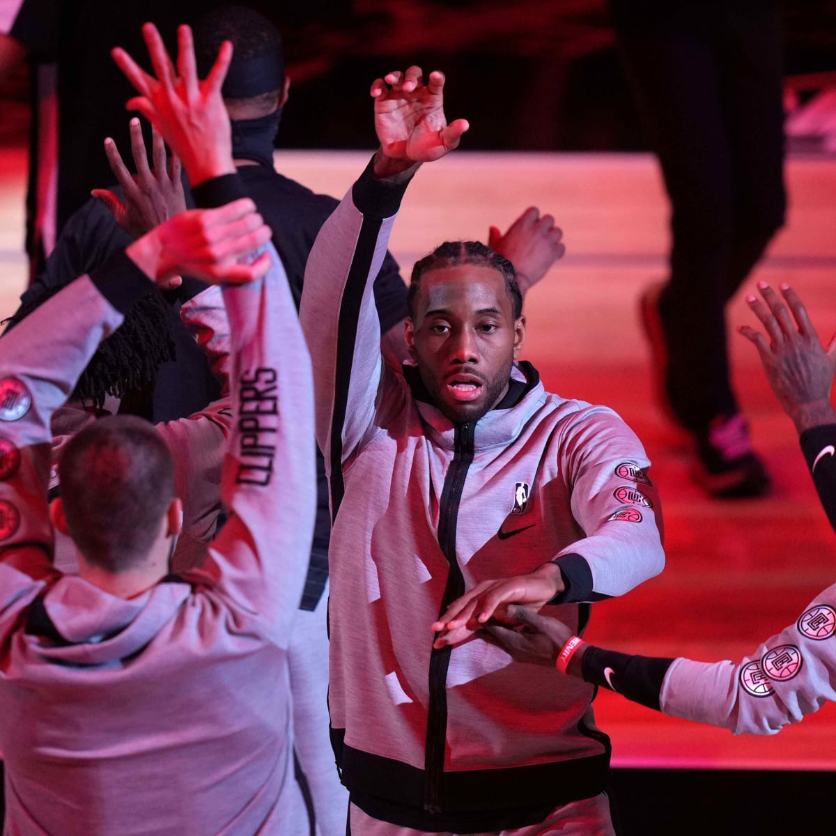 Kawhi Leonard and Lou Williams spark comeback win for LA Clippers