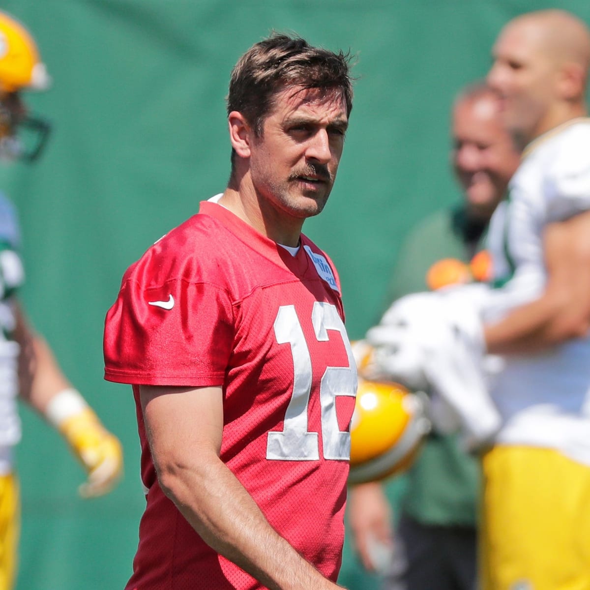 Aaron Rodgers not at Packers organized team activities: ESPN