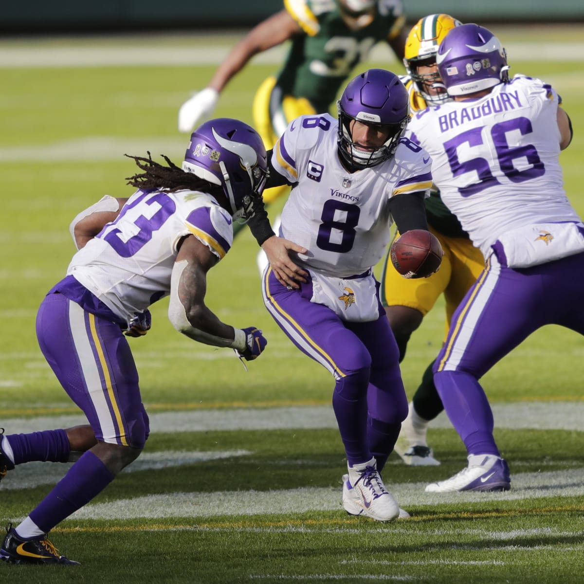 Vikings have full cast of top offensive players back for playoff