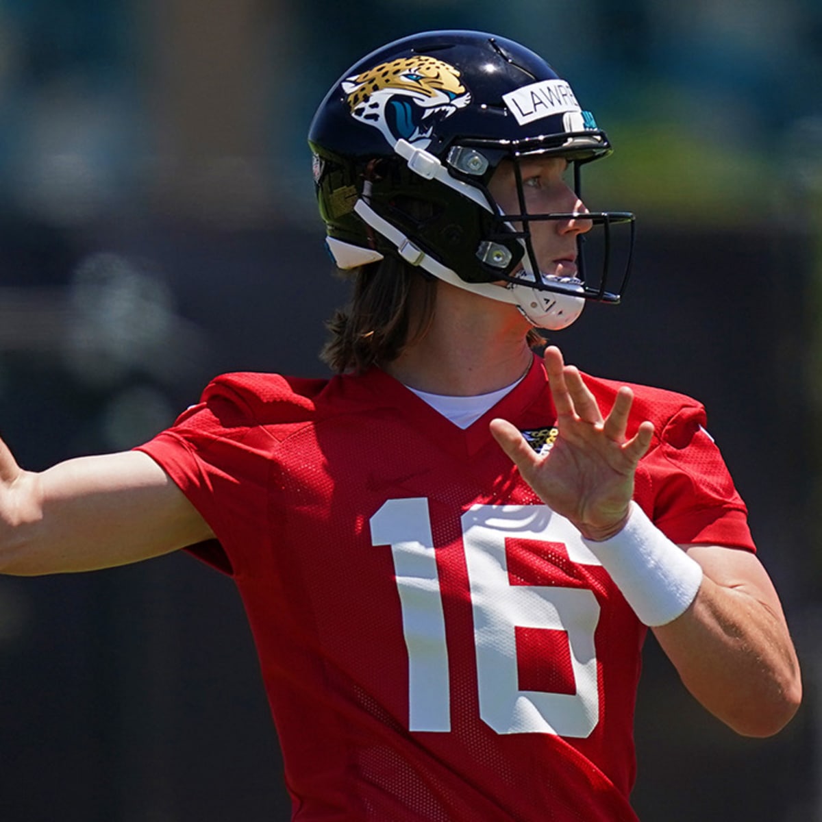 Jaguars QB Trevor Lawrence 'really excited to play with' Tim Tebow