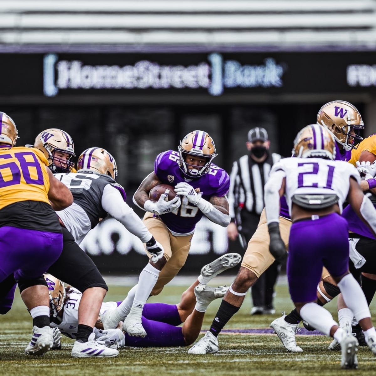 Eason Continues Wayward NFL Journey, Works Out for Packers - Sports  Illustrated Washington Huskies News, Analysis and More