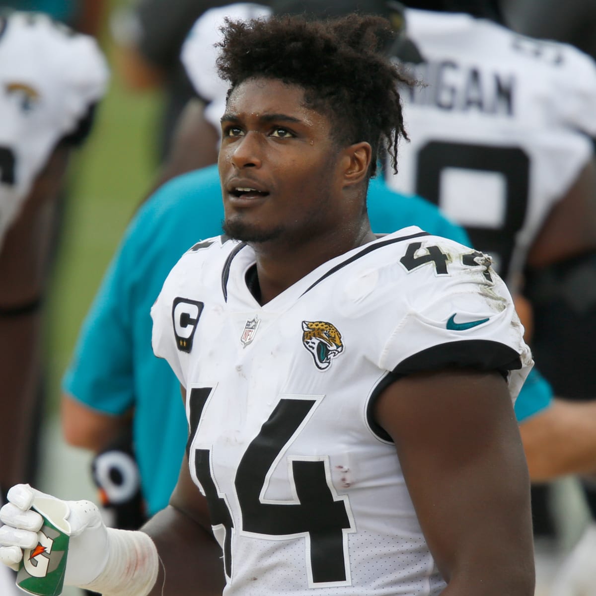 Eagles' Myles Jack considered trade school during free agency: 'I couldn't  sit at home'