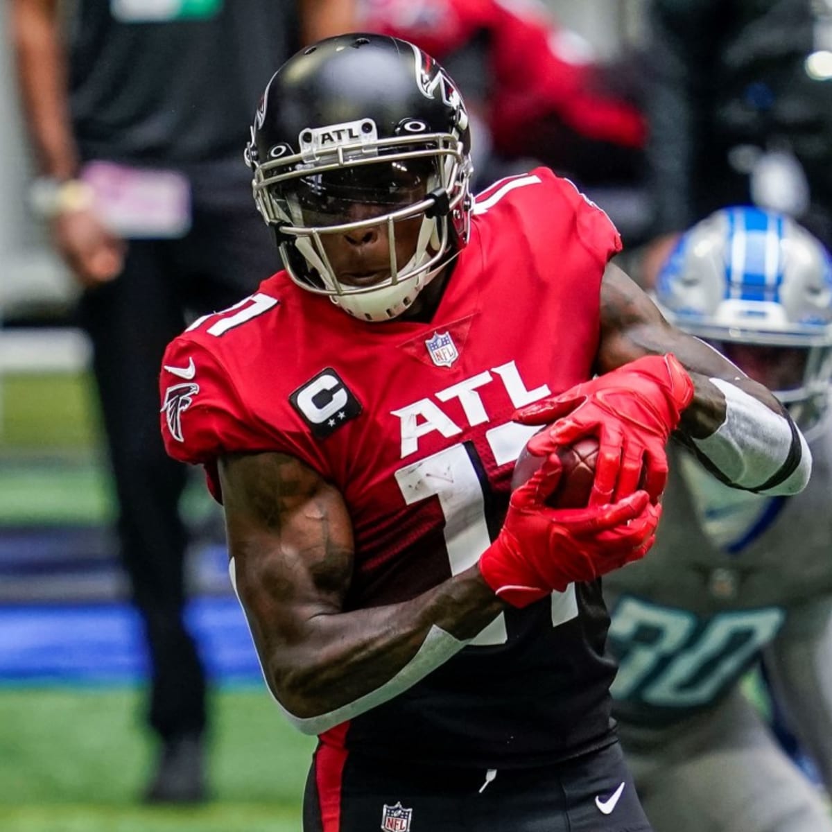 Three NFL teams who should roll the dice on Julio Jones