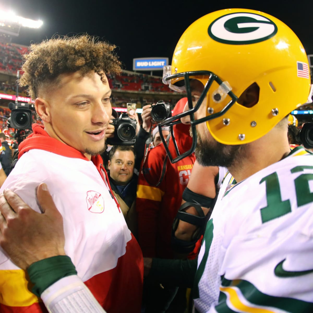 Why does Aaron Rodgers want to go to the Broncos? Patrick Mahomes rivalry,  weapons at forefront