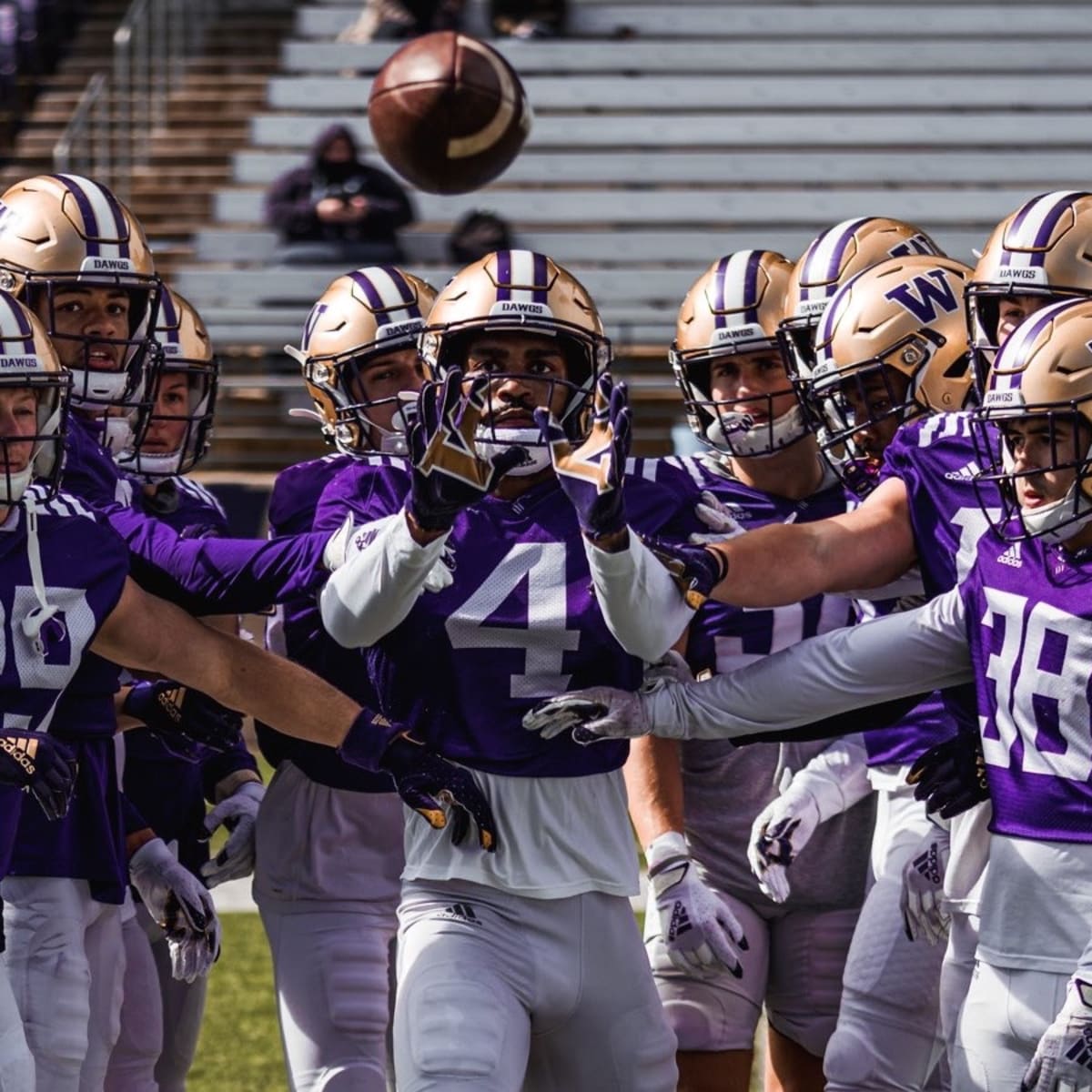 Husky Football Club