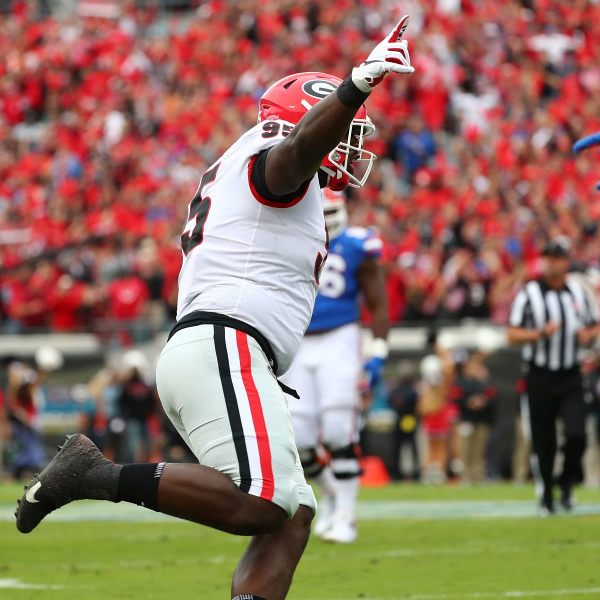 DL Devonte Wyatt (Georgia) Runs a 4.77 40-Yard Dash at the 2022 combine