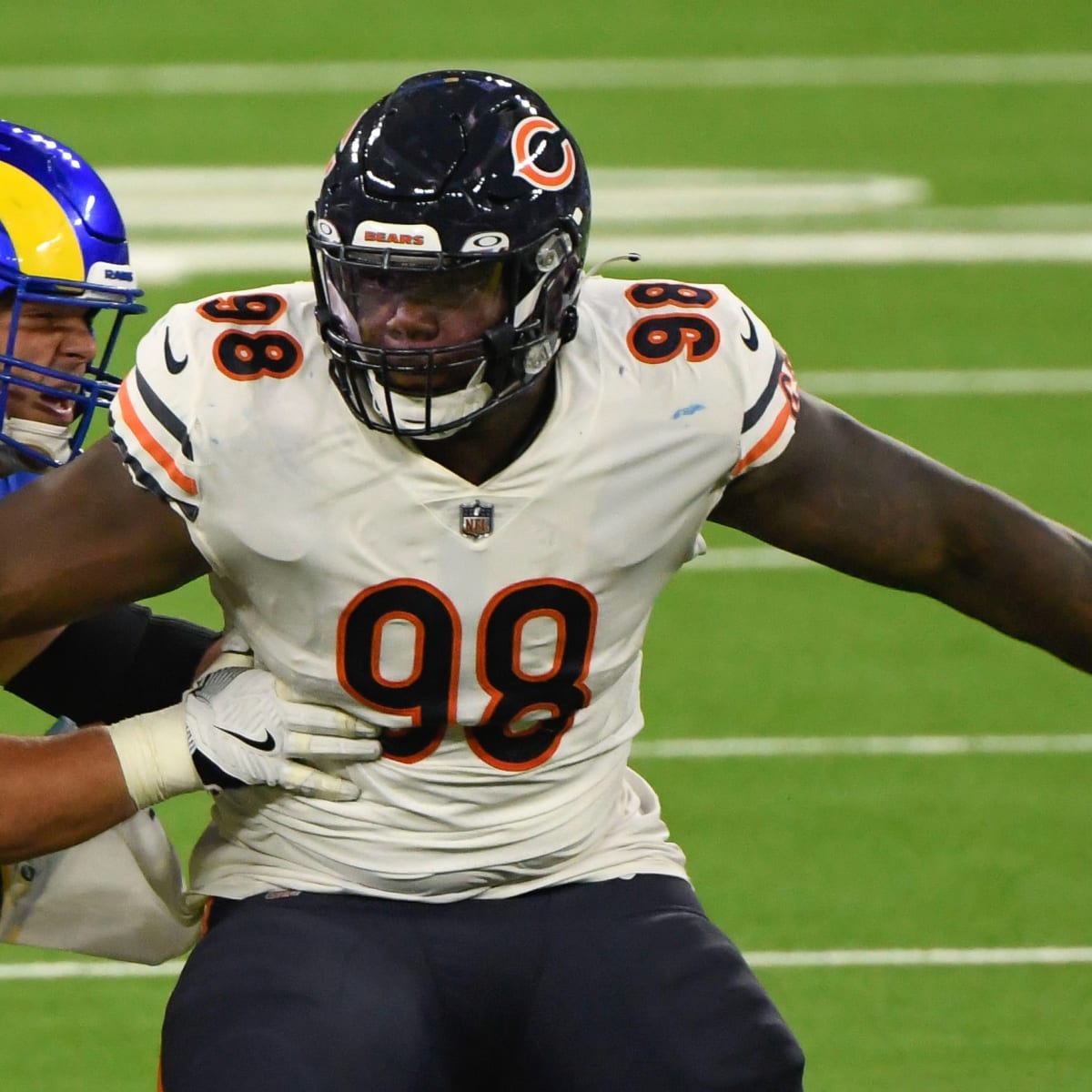 Chicago Bears Retain Mario Edwards Jr. - Sports Illustrated