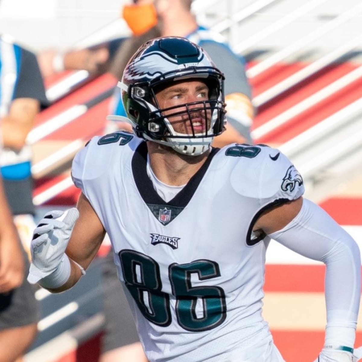 Bills 'close to a deal' for Zach Ertz, says Eagles play-by-play