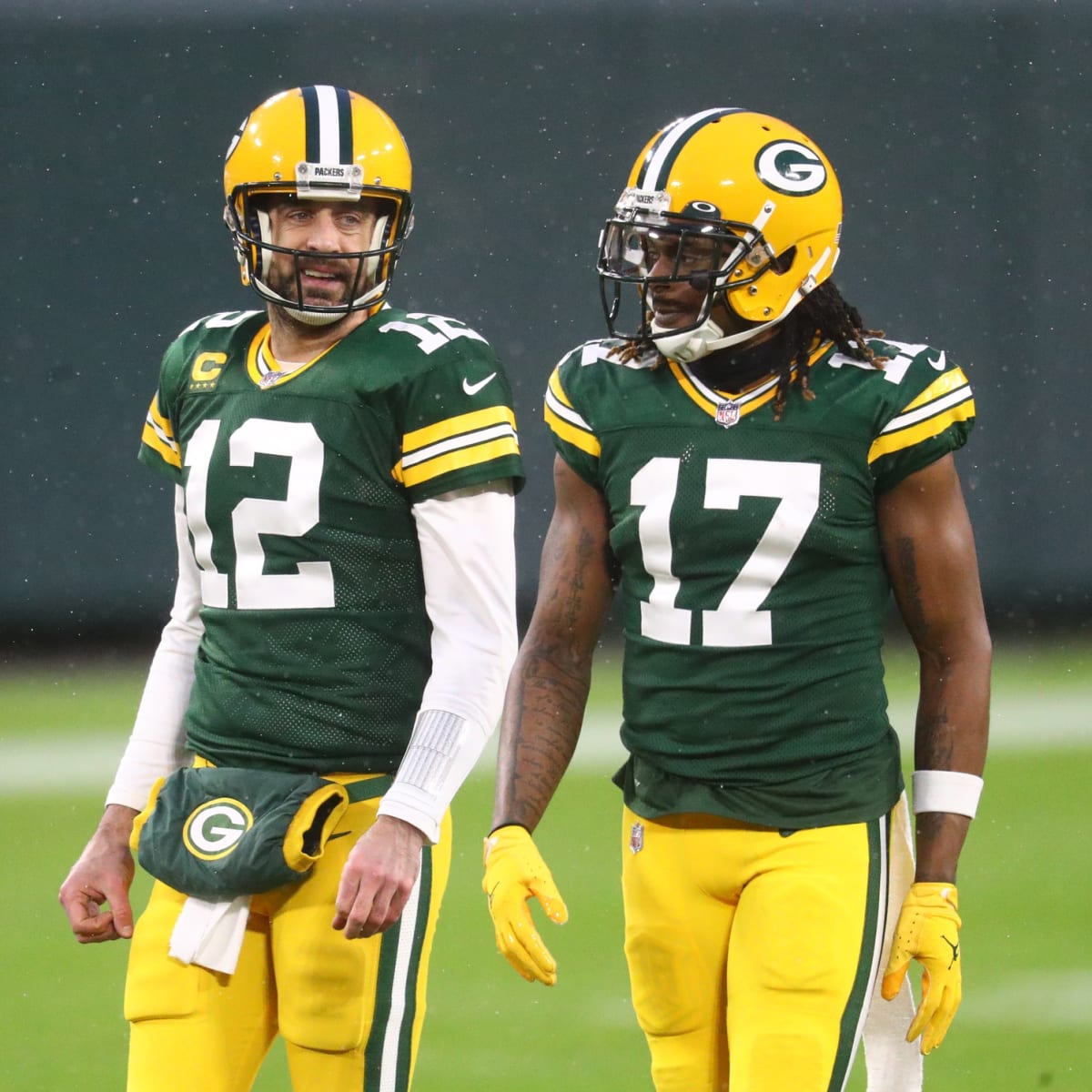 Packers to trade WR Davante Adams to Raiders for multiple draft picks