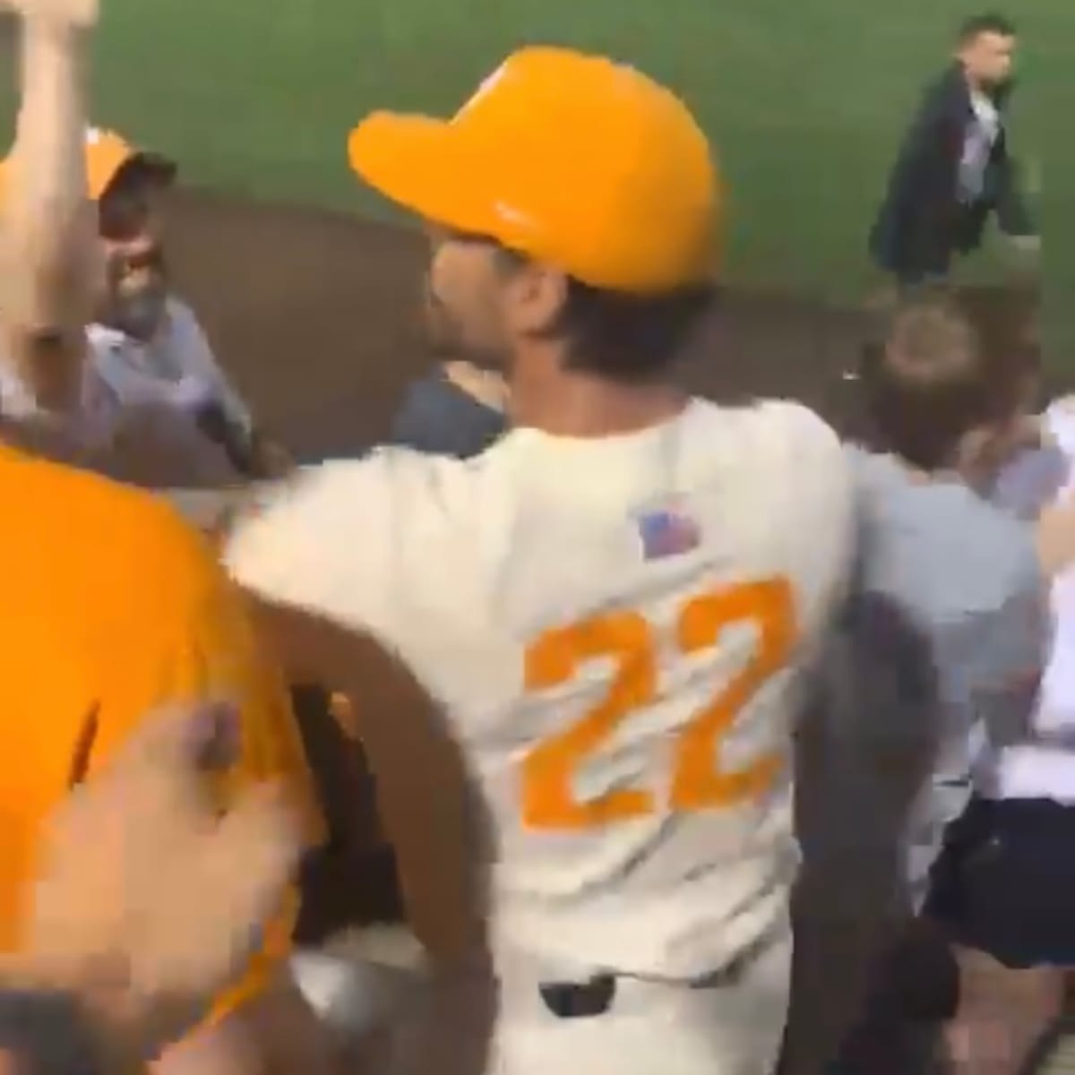 Tennessee Vols Baseball: Tony Vitello addresses LSU rumors - Rocky Top Talk