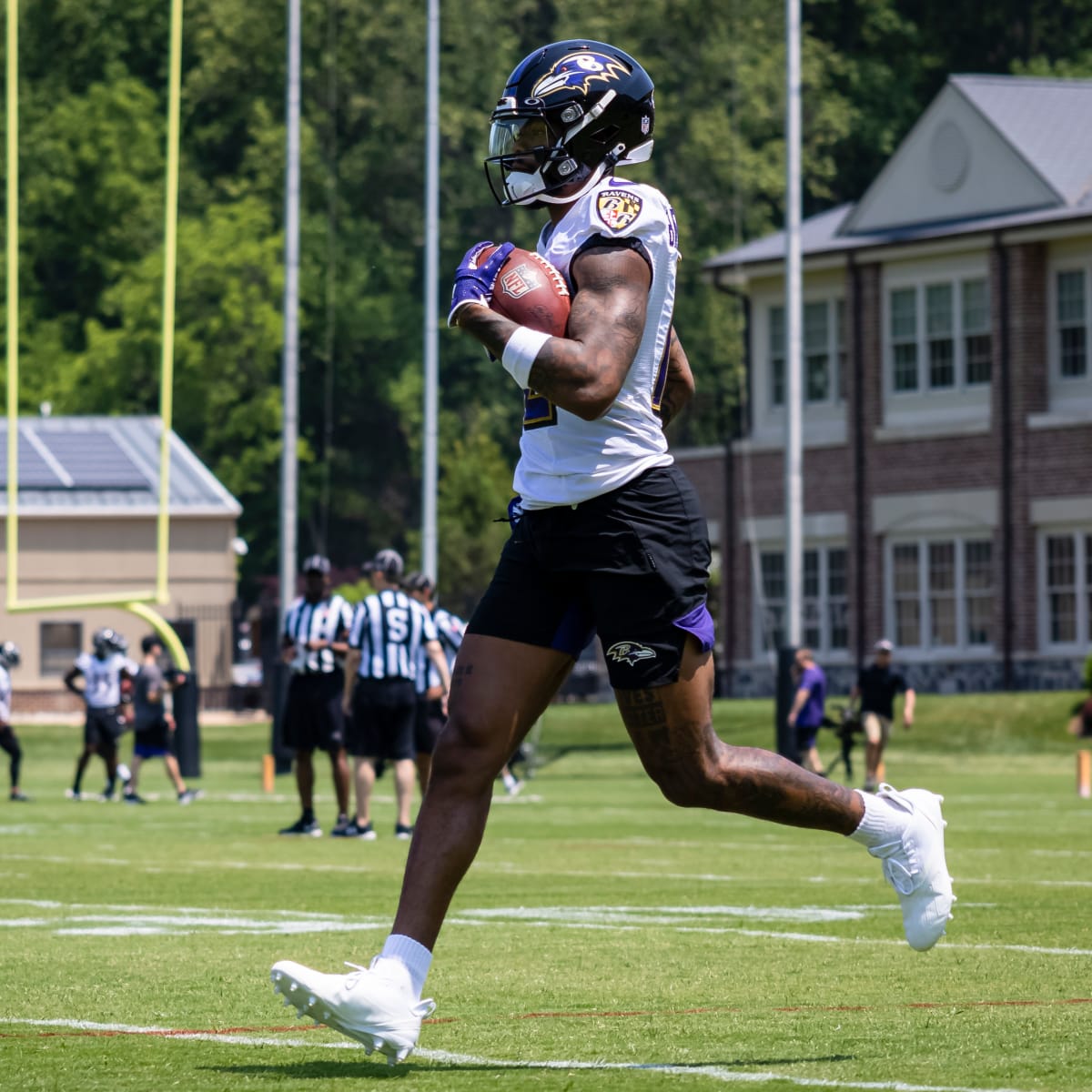 Baltimore Ravens Coach John Harbaugh Speaks on Rashod Bateman Take on Lamar  Jackson Controversy - Sports Illustrated Baltimore Ravens News, Analysis  and More