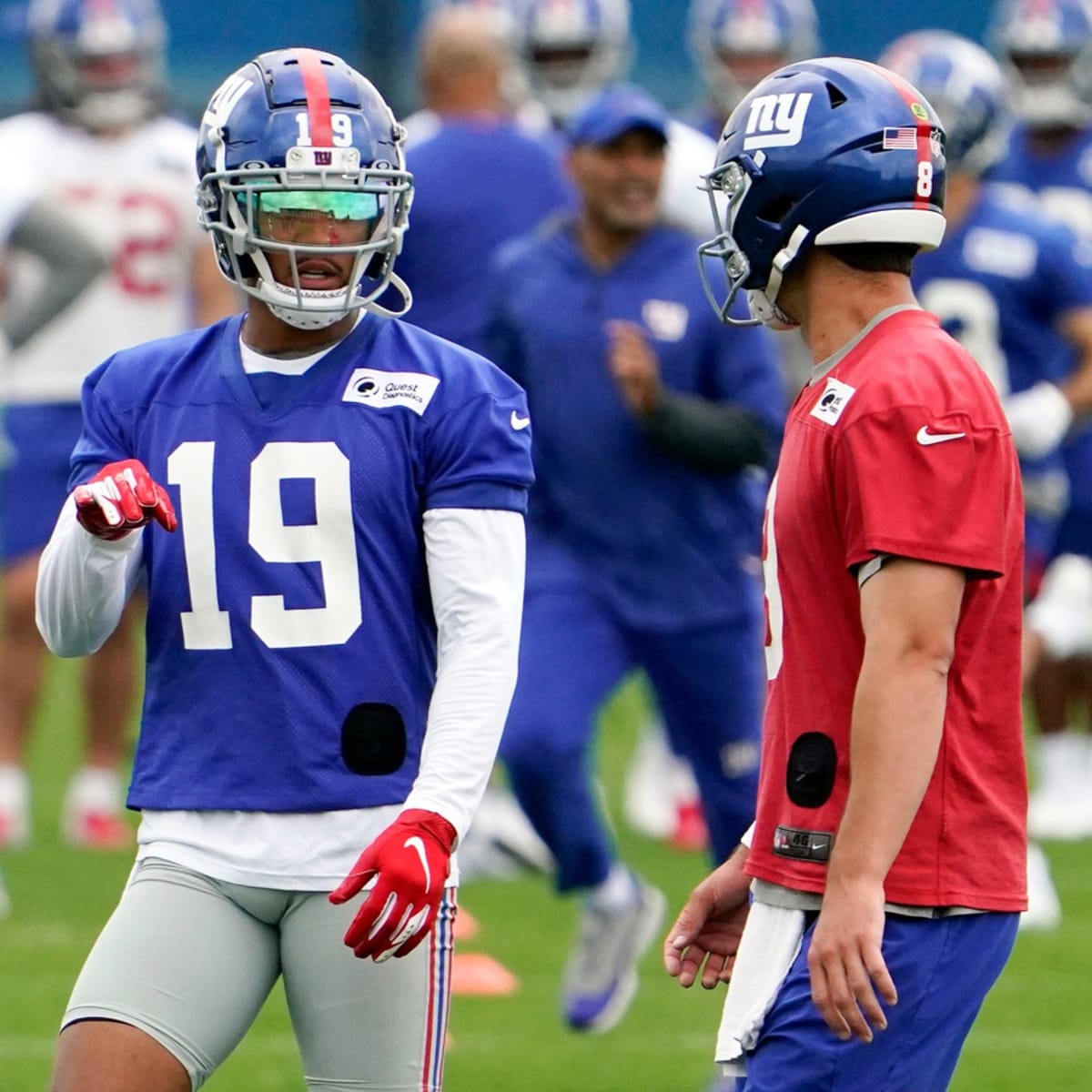 PFF Names This Giants Rookie as a Big Draft Steal - Sports Illustrated New  York Giants News, Analysis and More