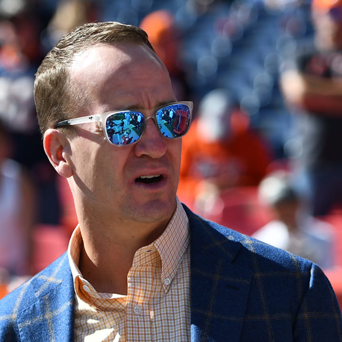 Peyton Manning elected to Broncos Ring of Fame