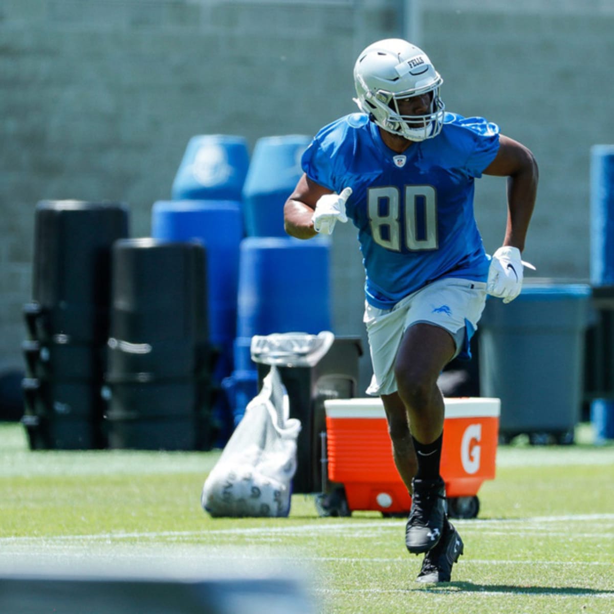 Meet Darren Fells, the Detroit Lions' 'offensive tackle' with hands