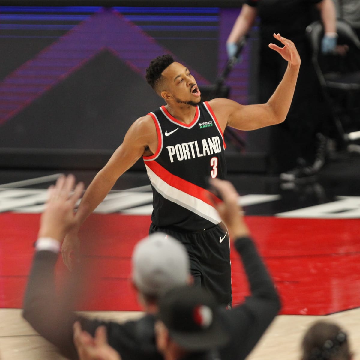 Report: CJ McCollum agrees to $100 million extension with Blazers