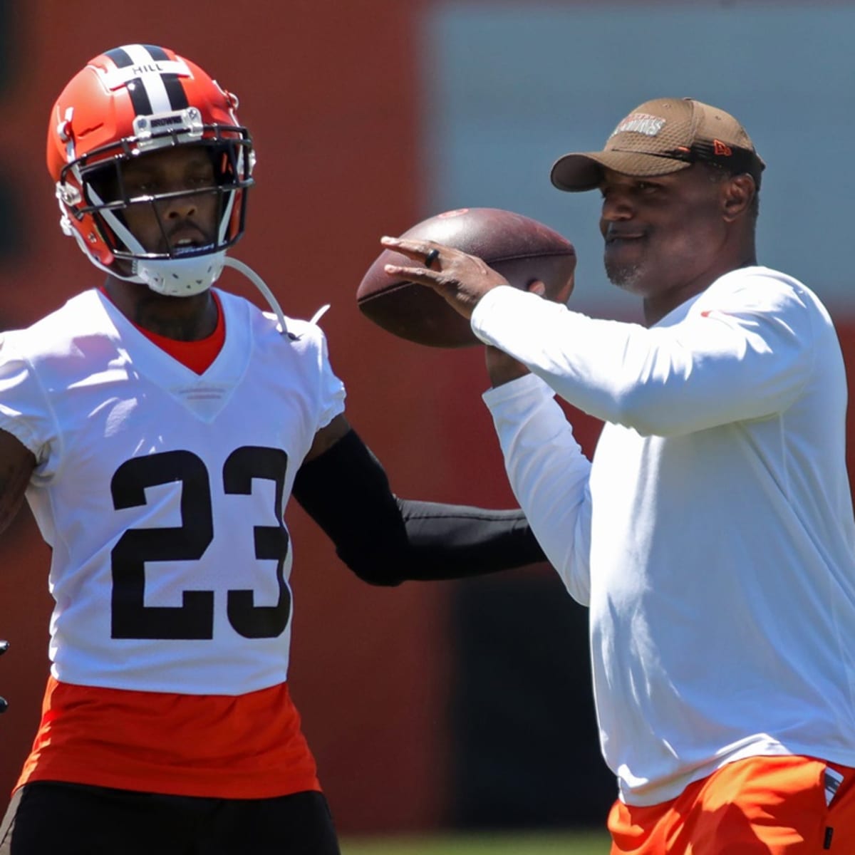 Cleveland Browns: Joe Woods' defense is a major liability