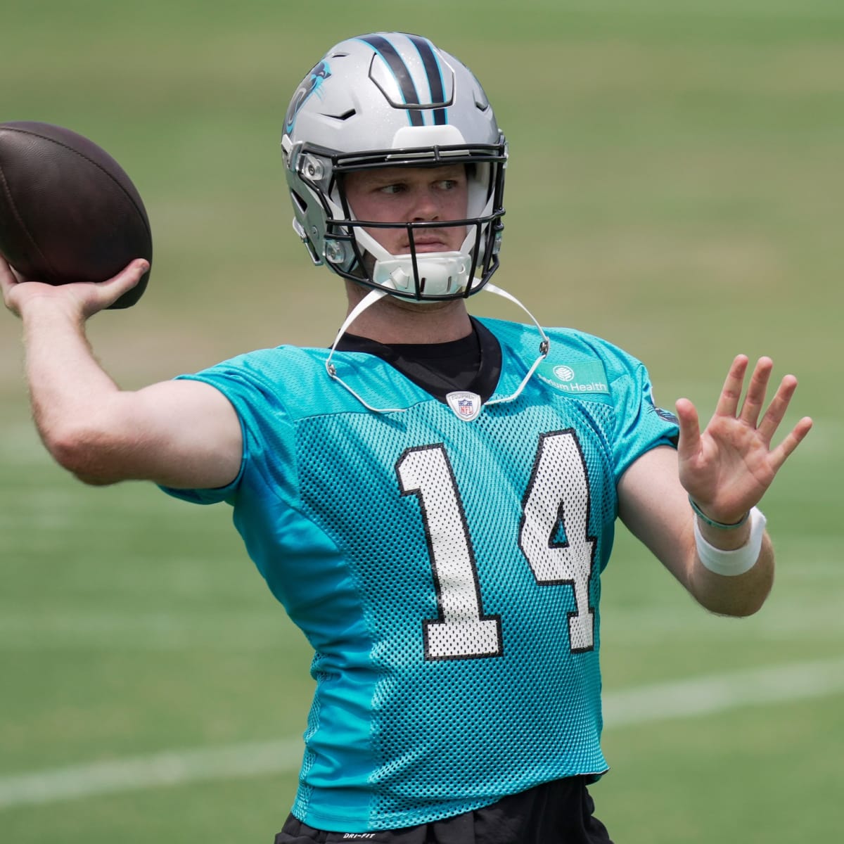 Panthers activate QB Sam Darnold to 53-man roster