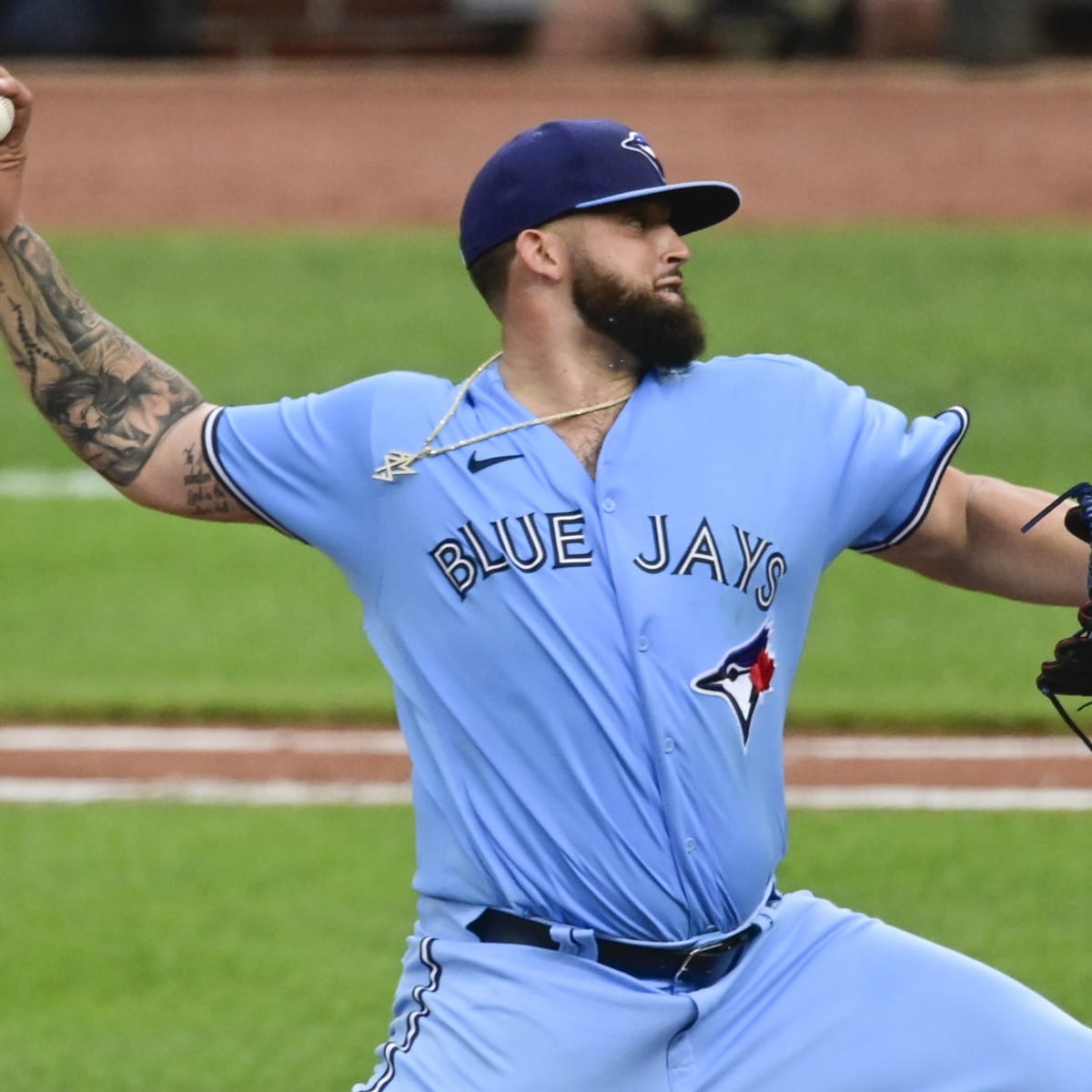 Blue Jays pitcher Alek Manoah suspended 5 games for throwing at