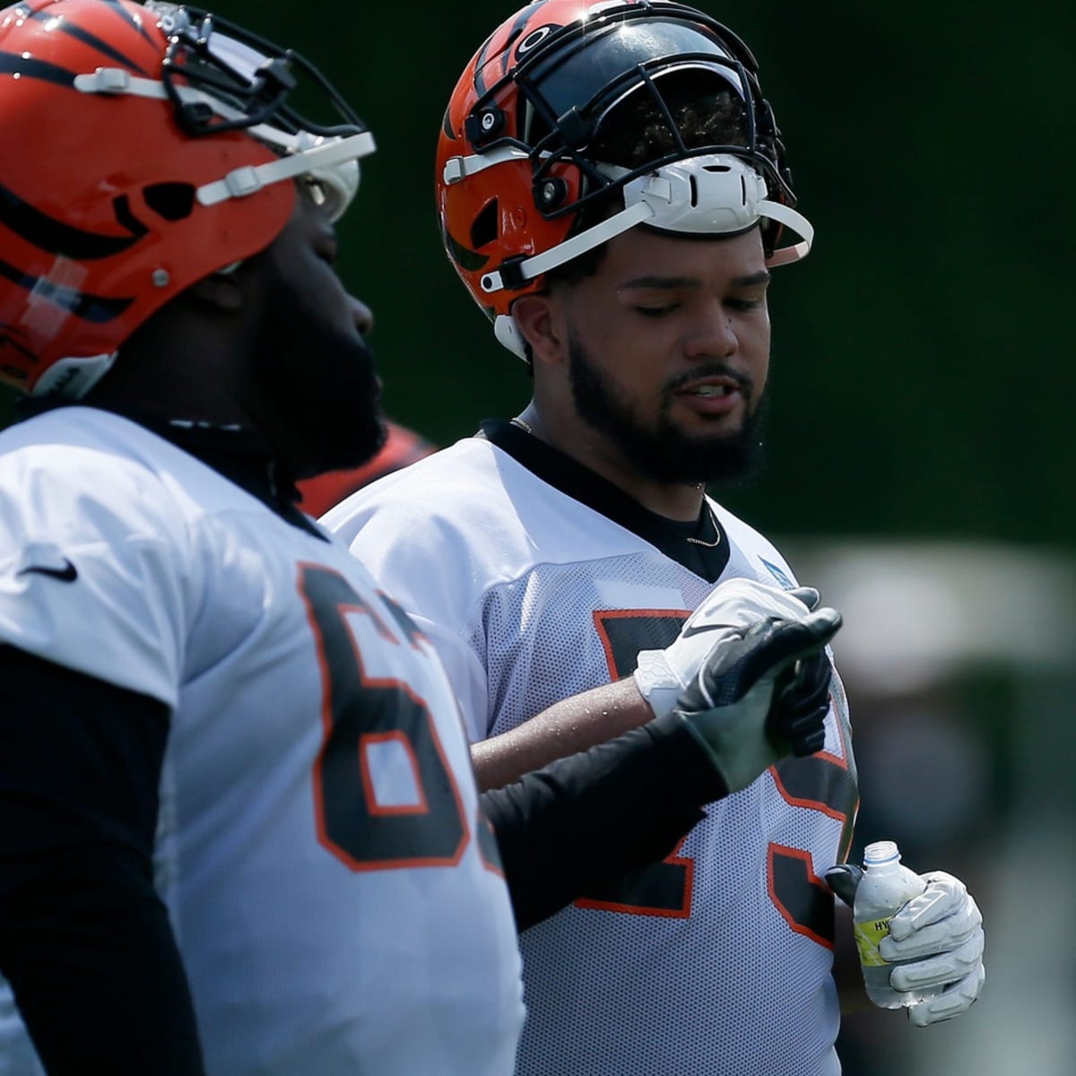 Bengals DE Joseph Ossai considered 'day-to-day' according to Zac Taylor - A  to Z Sports